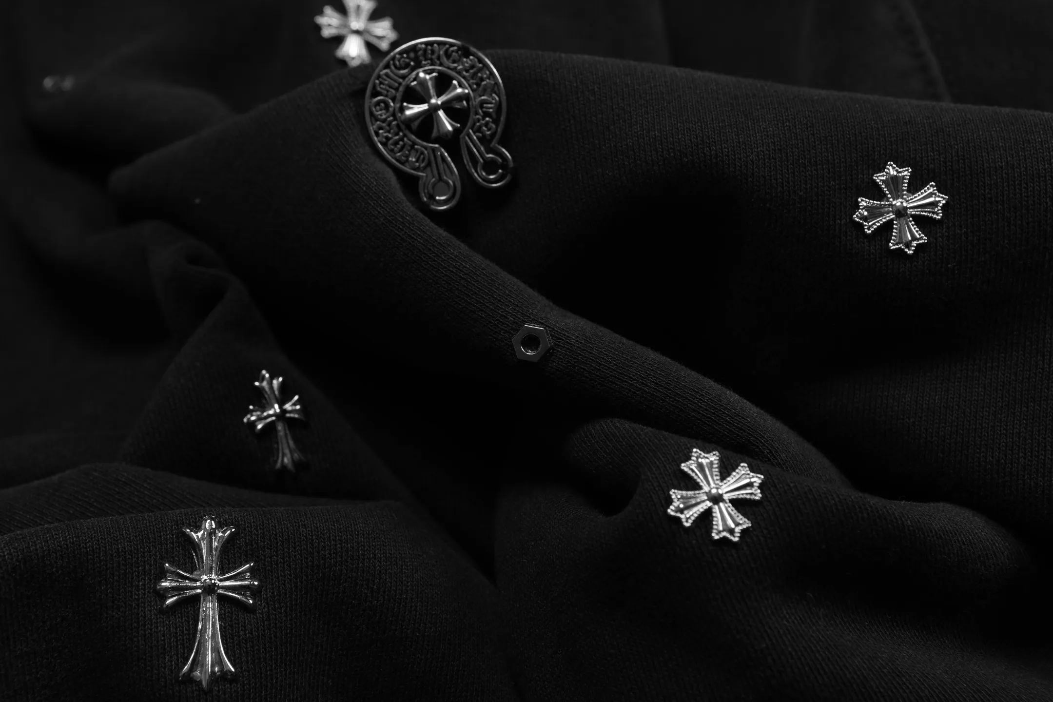 P296 Chrome Hearts Chrome Hearts Washed Small Rivets Cross Logo Round Neck Sweatshirt Size: SMLXL Color: Black